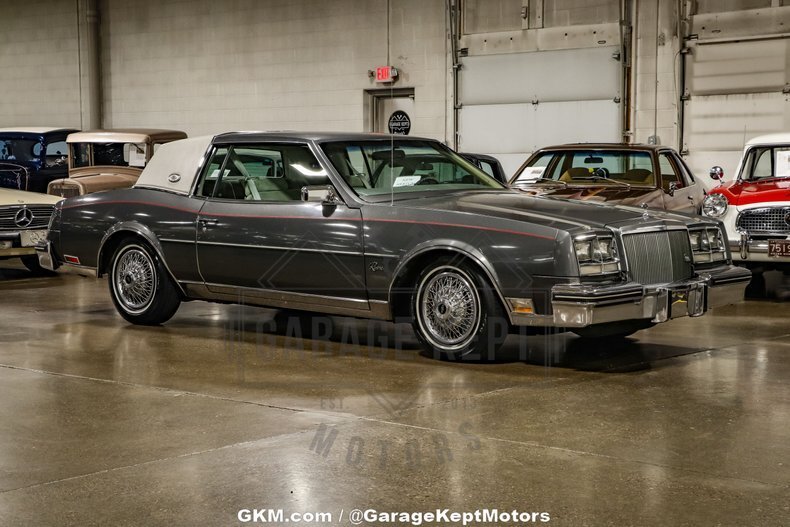 Coupe in Grand Rapids, United States 1 - 14857255