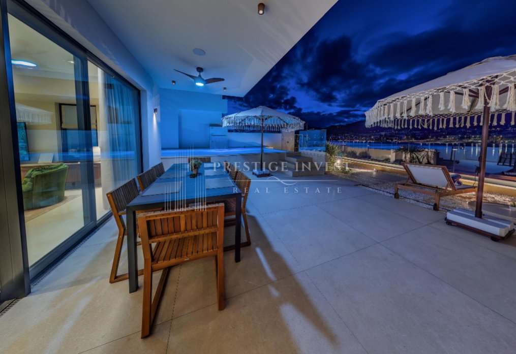 Luxury Villa On The First Row In Plano, Trogir, Split Dalmatia County