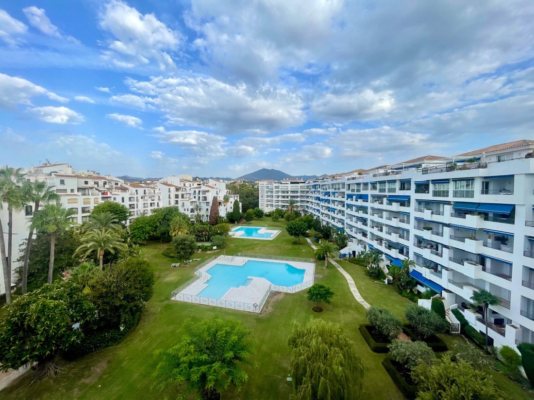 Penthouse in Puerto Banus, Marbella, Spain 2 - 14859063