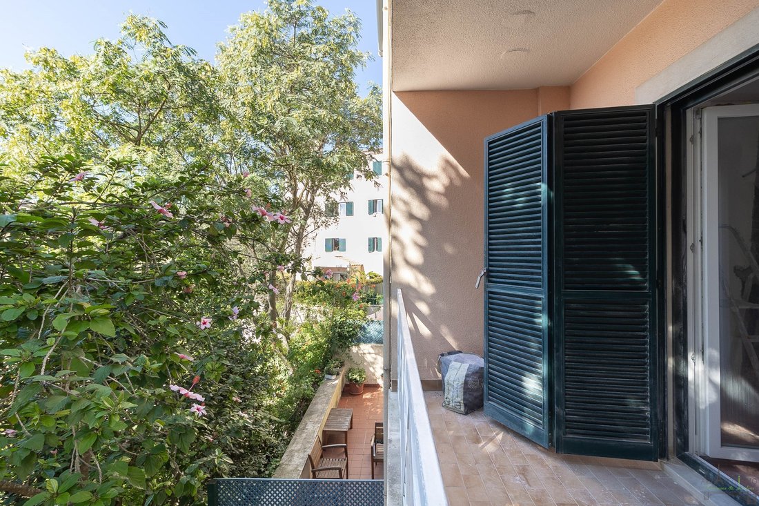 Apartment in Estoril, Cascais e Estoril, Lisbon 3 - 14771256