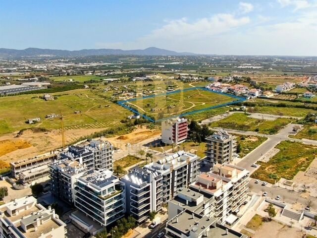 Land in Faro (Se e Sao Pedro), Algarve, Portugal 1 - 14834332