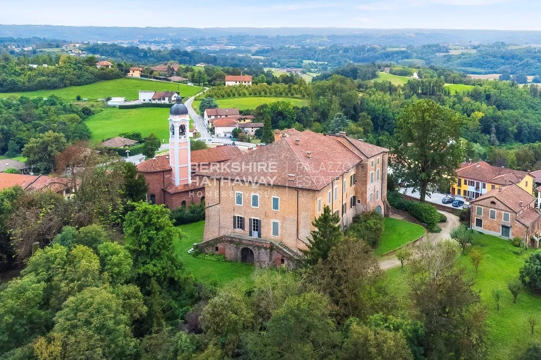 Whispers of the Marquis: A 14th-Century Castle Crowned in Piedmont’s Golden Hills