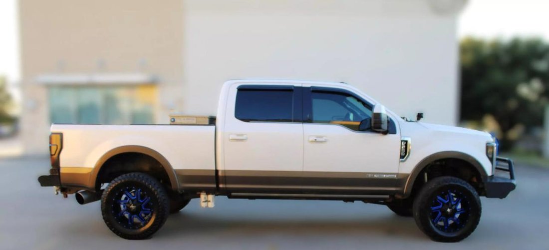2017 Ford F250 Super Duty Crew Cab In Houston, Tx, United States For