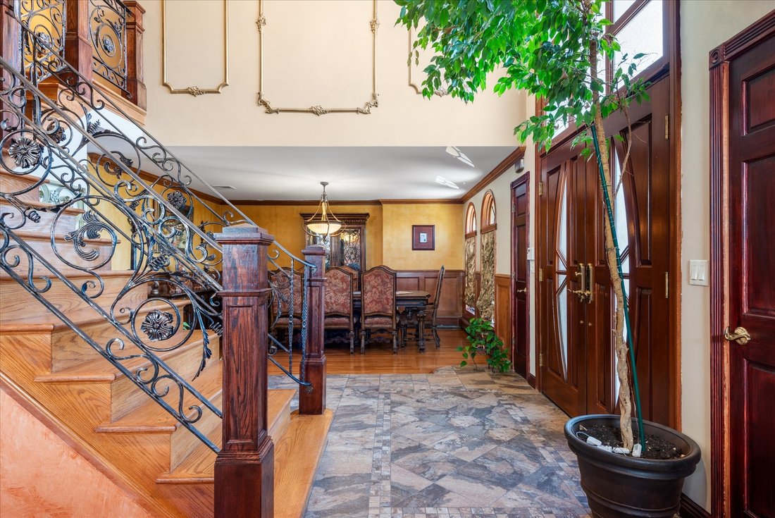 House in New York, New York, United States 4 - 14856373