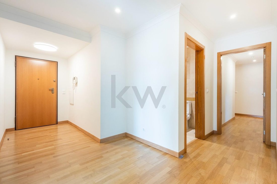 Lisboa Apartment In Lisbon, Lisbon, Portugal For Sale (14857163)