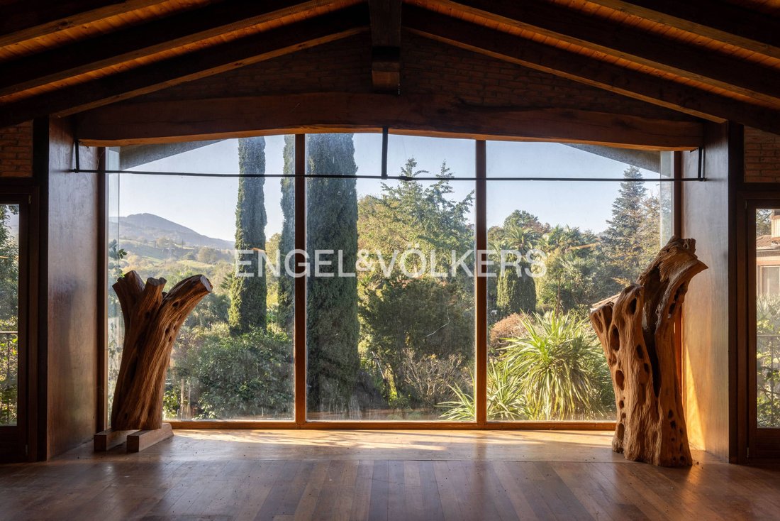 Spectacular Property With Privacy And Views In Urnieta, Basque Country
