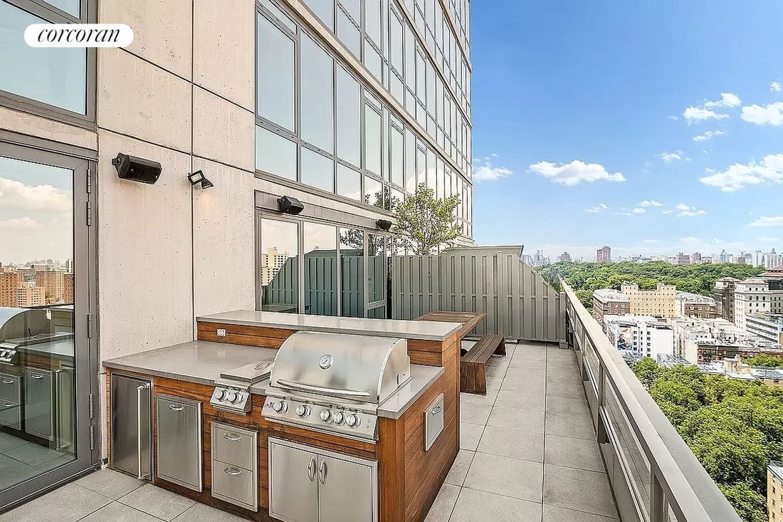 1399 Park Avenue 21 B, New York, Ny 10029 In New York, New York, United