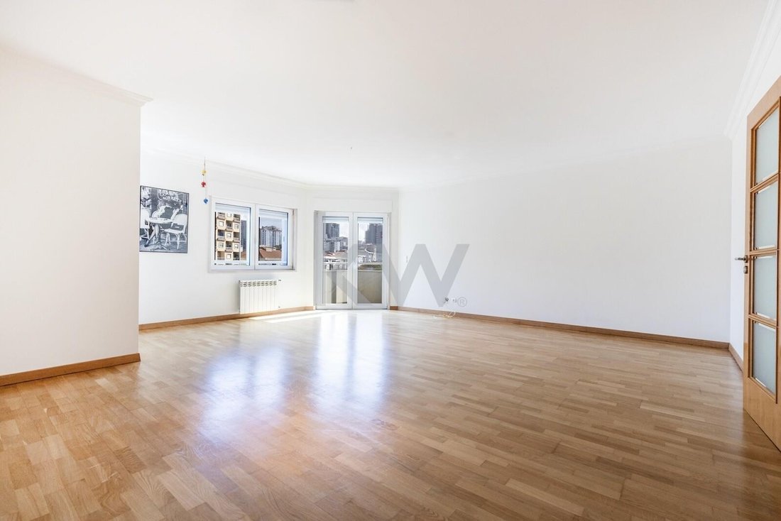 Lisboa Apartment In Lisbon, Lisbon, Portugal For Sale (14857163)