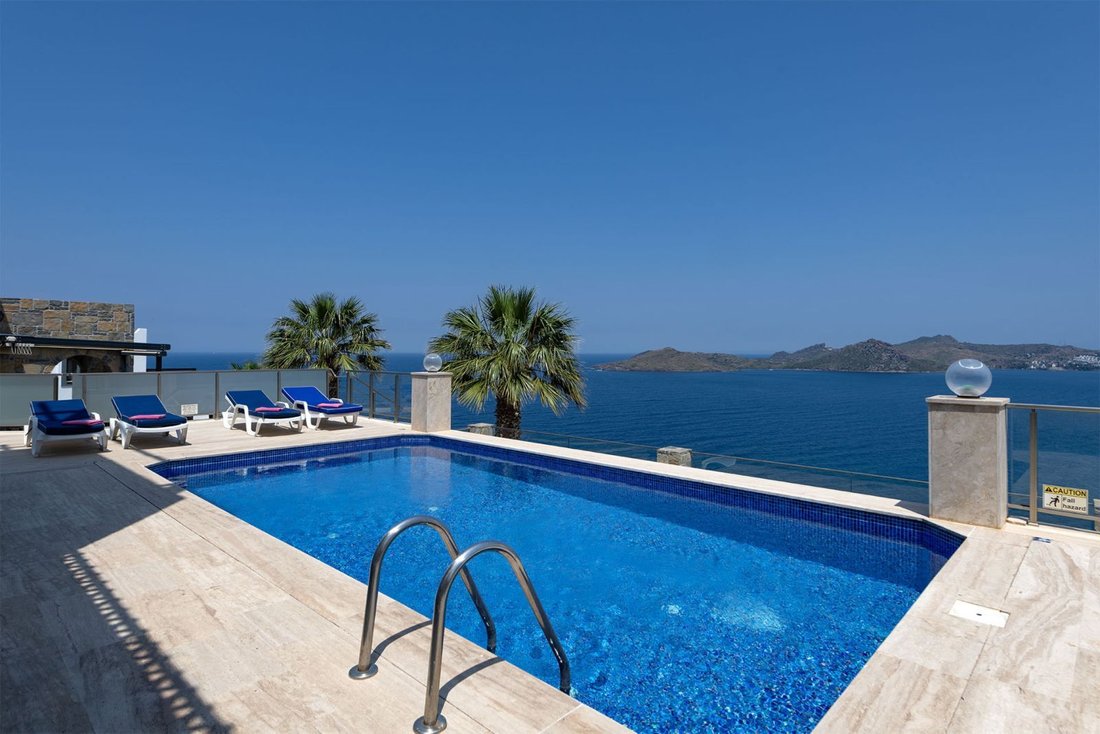Villa in Yalıkavak, Muğla, Turkey 1 - 14862281