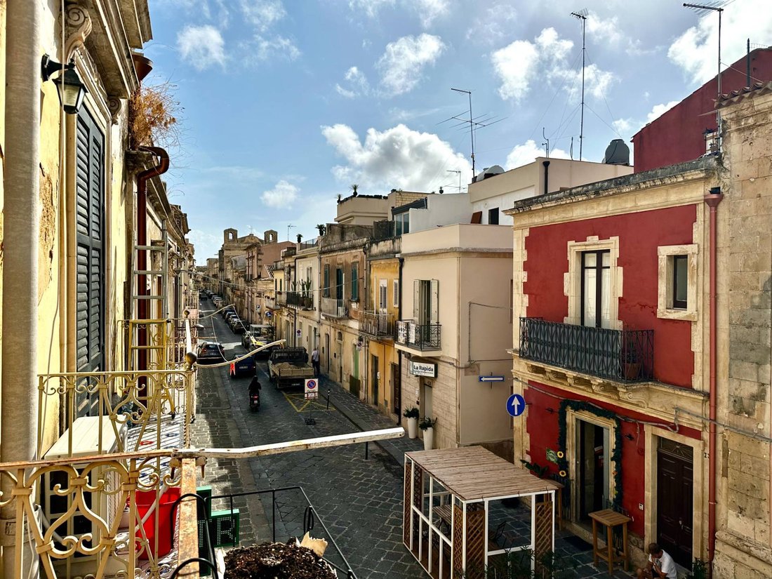 Apartment in Center, Noto, Sicily 2 - 14859326