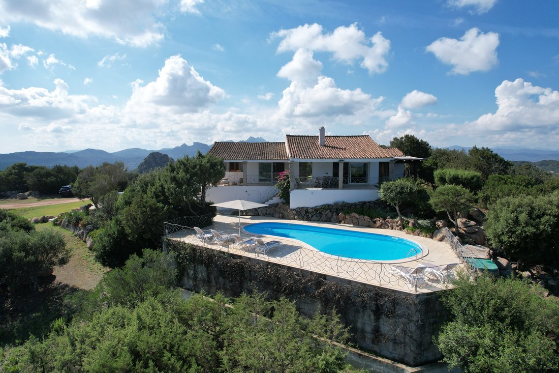 Villa in Arzachena, Sardinia, Italy 4 - 14862443