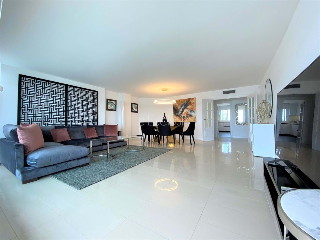 Penthouse For Annual Rent In Balearic Islands, Spain For Rent