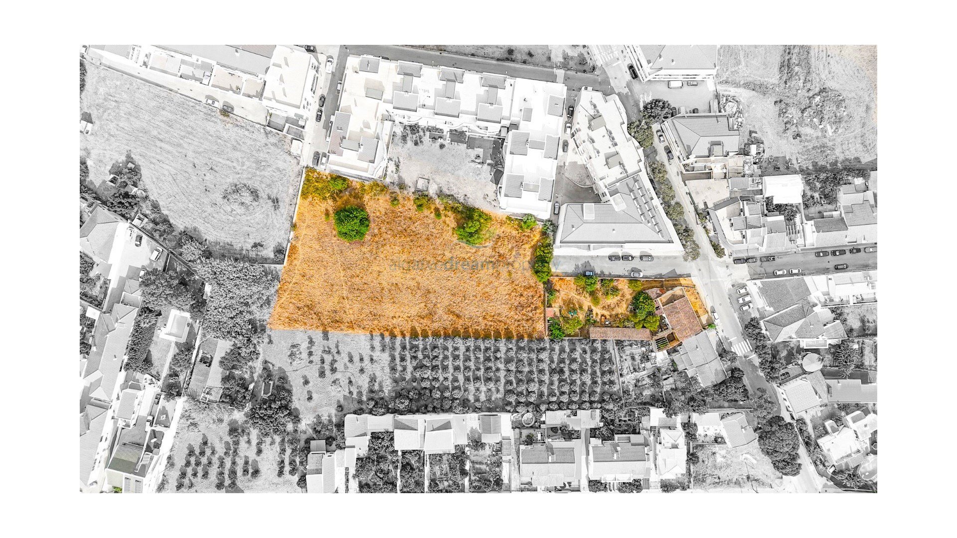 Land for sale in Silves, Portugal — €990,000