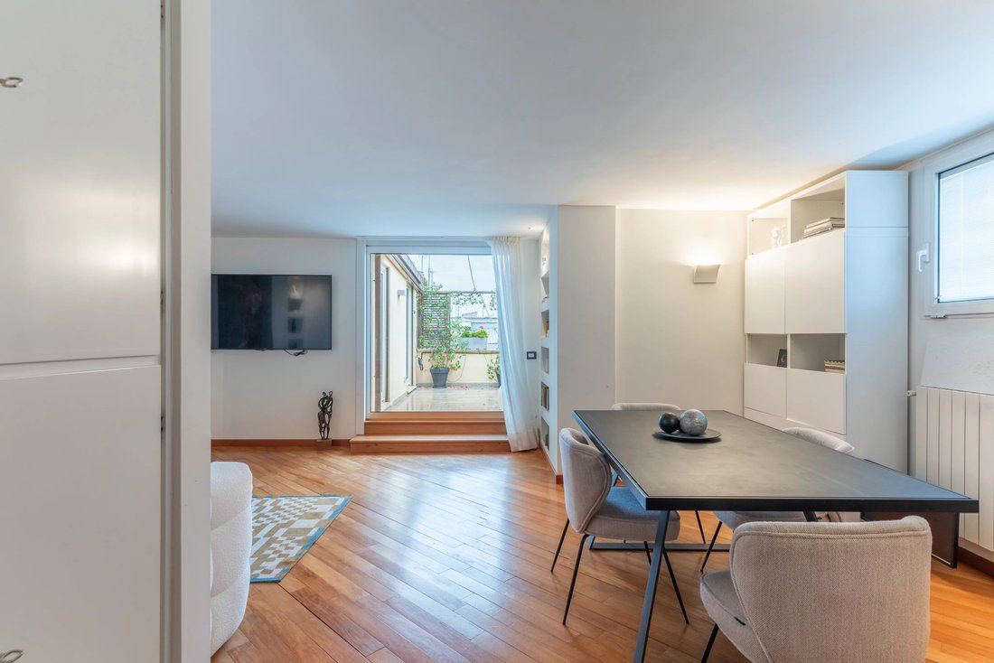 Roma Apartment In Rome, Lazio, Italy For Sale (14860457)