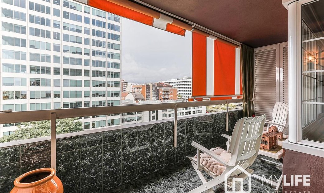 Barcelona Apartment In Barcelona, Catalonia, Spain For Sale (14860664)