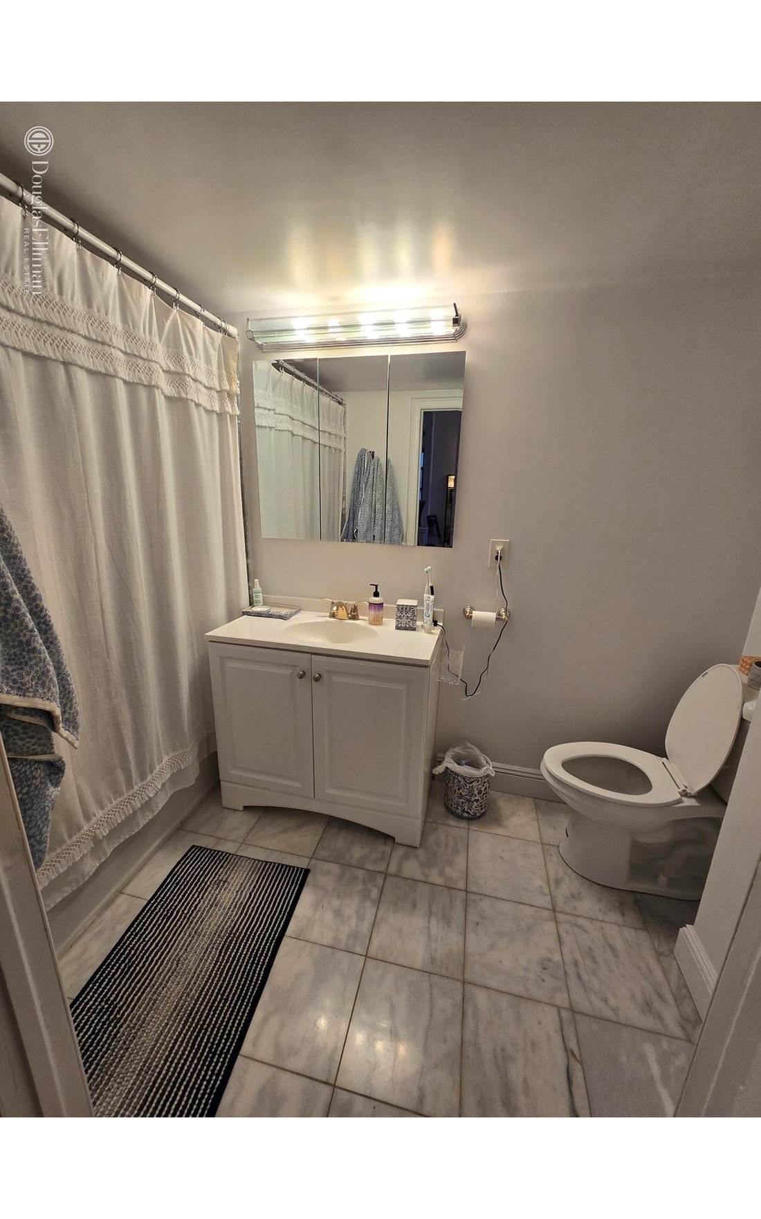 Rental New York In New York, New York, United States For Rent (14860443)