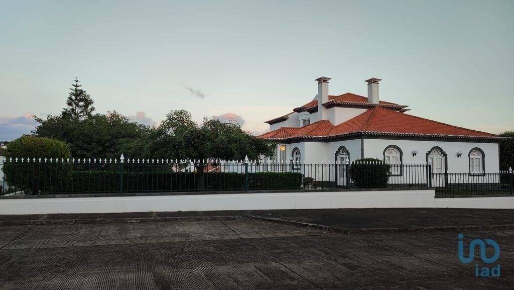 Townhouse in Ponta Delgada (Sao Sebastiao), Azores, Portugal 1 - 14859512