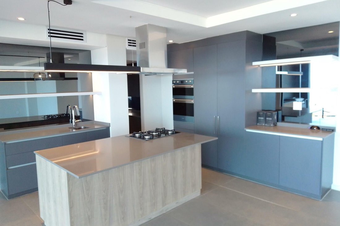 Luxurious Four Bedroom Villa With In Blackburn, Kwa Zulu Natal, South