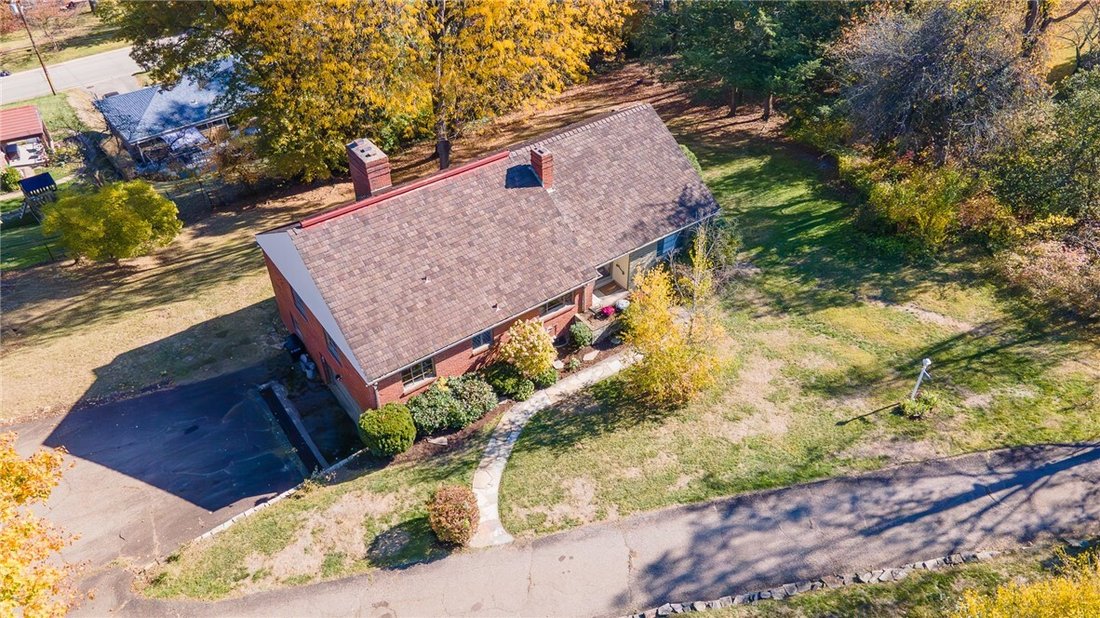 Residential Mt. Lebanon In Mount Lebanon, Pennsylvania, United States