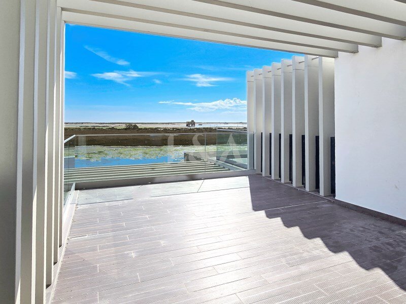 2 Bedroom´S Sea View Frontline Shared Pool In Olhão, Algarve, Portugal