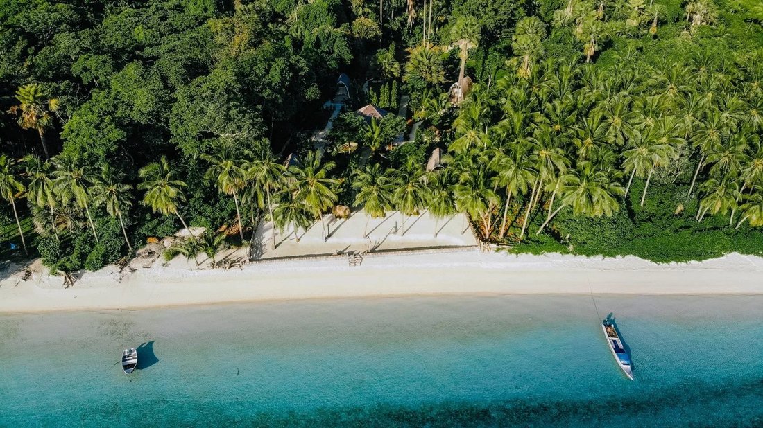 Pinang, South Sulawesi, Indonesia 2 - 14533005