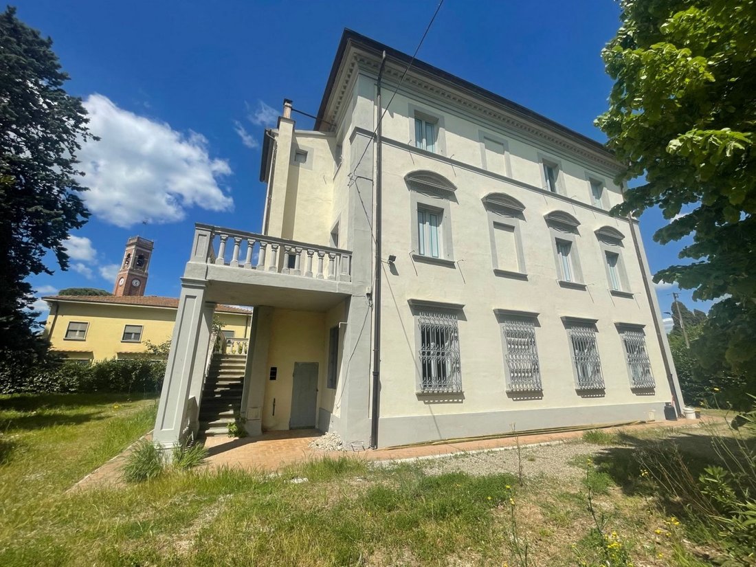 Villa in Castiglione del Lago, Umbria, Italy 3 - 14859323