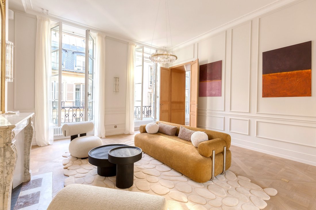 Apartment in Saint Germain des Prés, Paris 6e Arrondissement, Paris 5 - 14862389