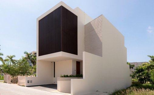 Townhouse in Huhi, Yucatan, Mexico 1