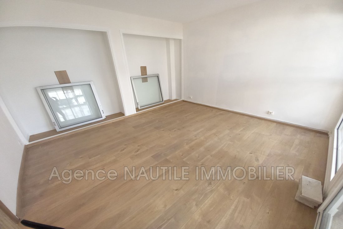Vente Appartement 4 Pièce(s) In La Grande Motte, Occitanie, France For