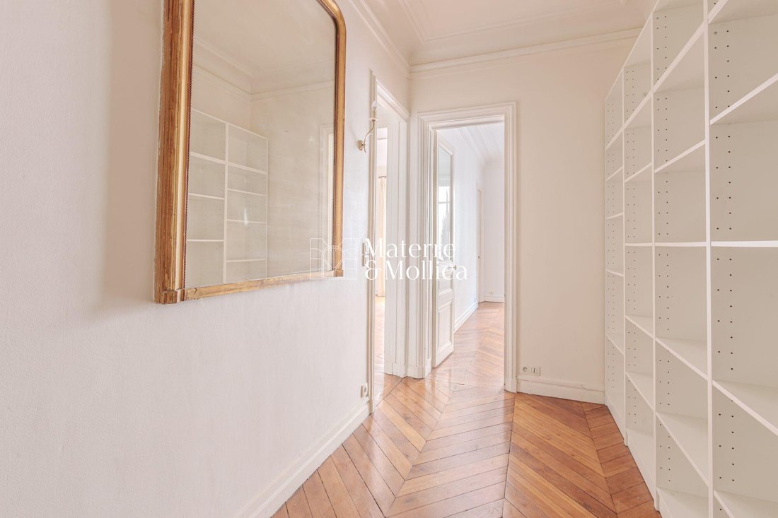 Apartment in Odéon, Paris 6e Arrondissement, Paris 5 - 14830870