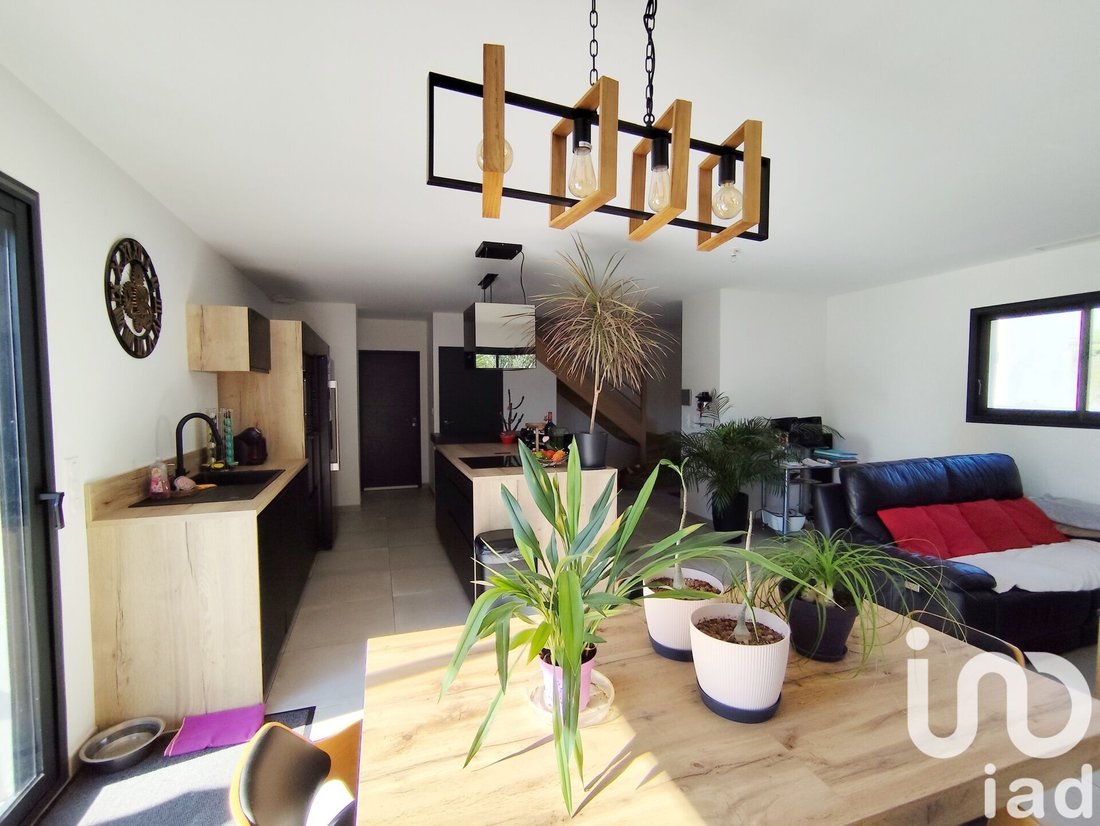 Vente Maison/Villa 4 Pièces In Sainte Marie, Occitanie, France For Sale