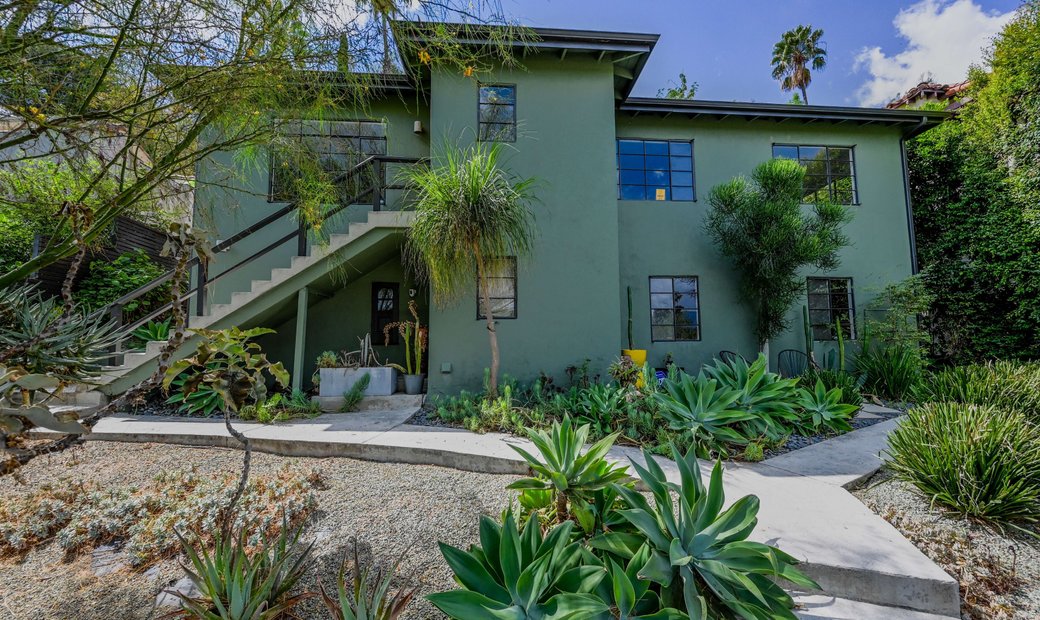 2700 Ivan Hill Ter In Los Angeles California United States For Sale