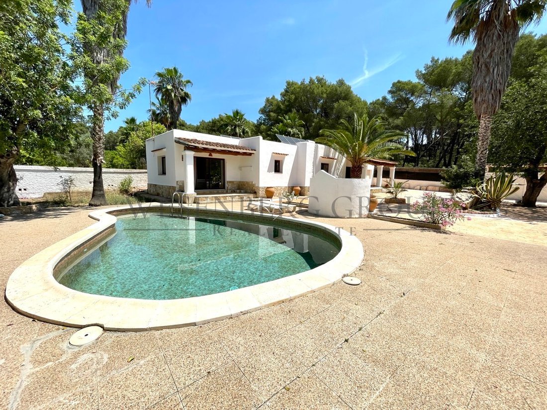 Finca in Santa Gertrudis de Fruitera, Santa Eularia des Riu, Balearic Islands 1 - 12958685
