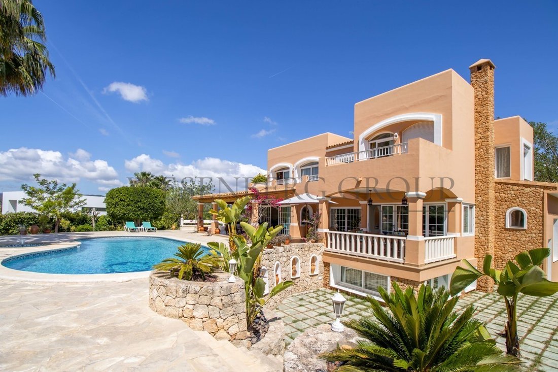 Villa in Jesus, Santa Eularia des Riu, Balearic Islands 2 - 12987021