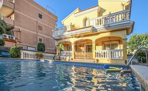 Haus in Calvià, Balearische Inseln, Spanien 1