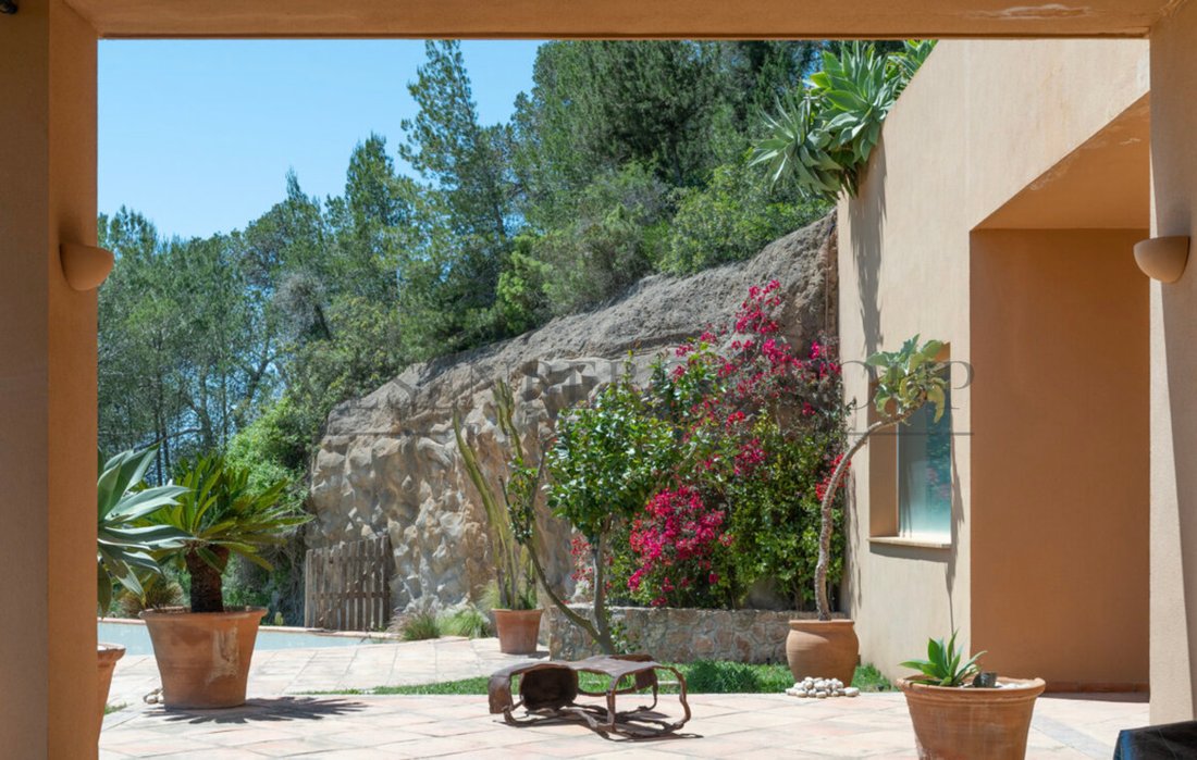 Villa in Sant Jordi de ses Salines, Sant Josep de sa Talaia, Balearic Islands 2 - 13241089