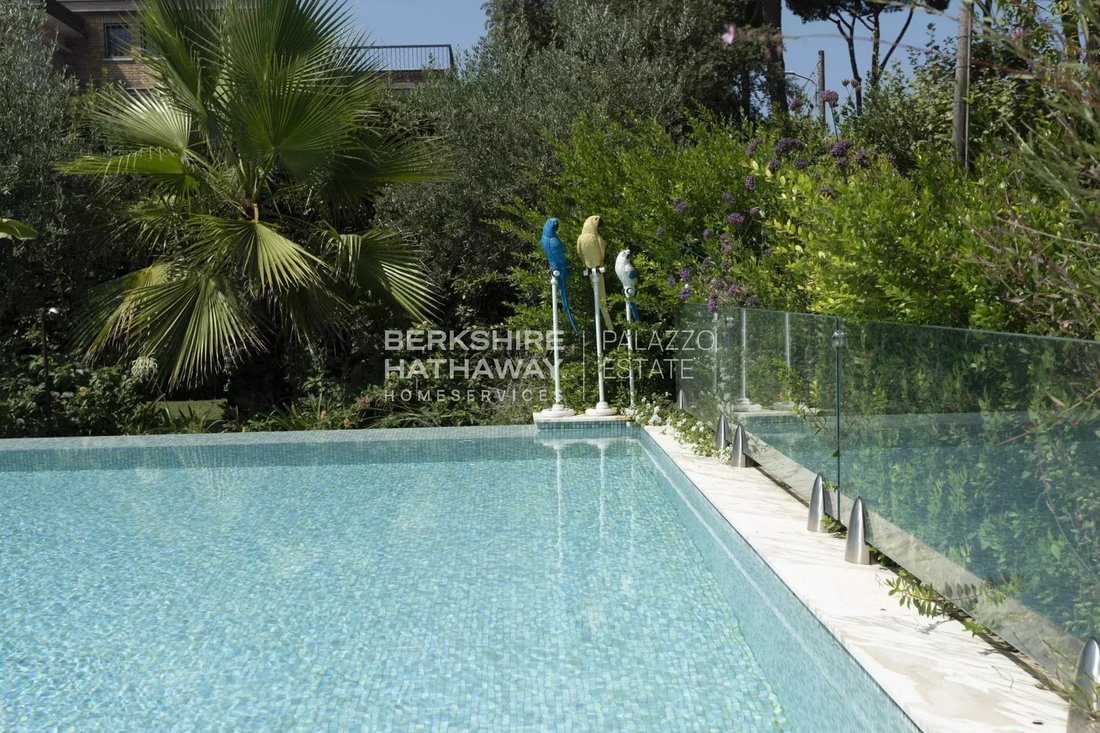 Villa in Pietrasanta, Tuscany, Italy 3 - 11642590