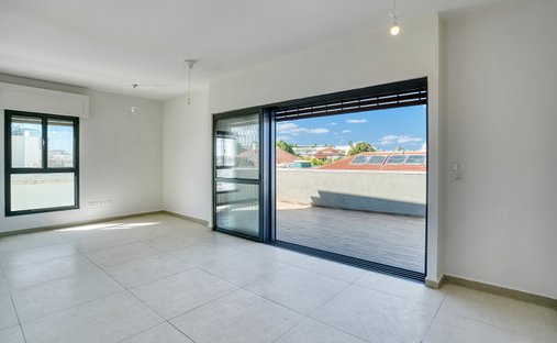 Apartment in Tel Aviv-Yafo, Tel Aviv District, Israel 1
