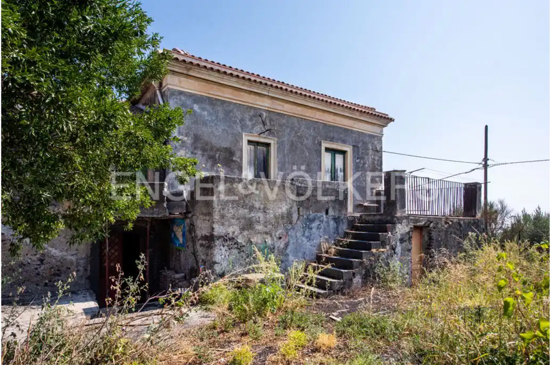 House in Zafferana Etnea, Sicily, Italy 4 - 14865773