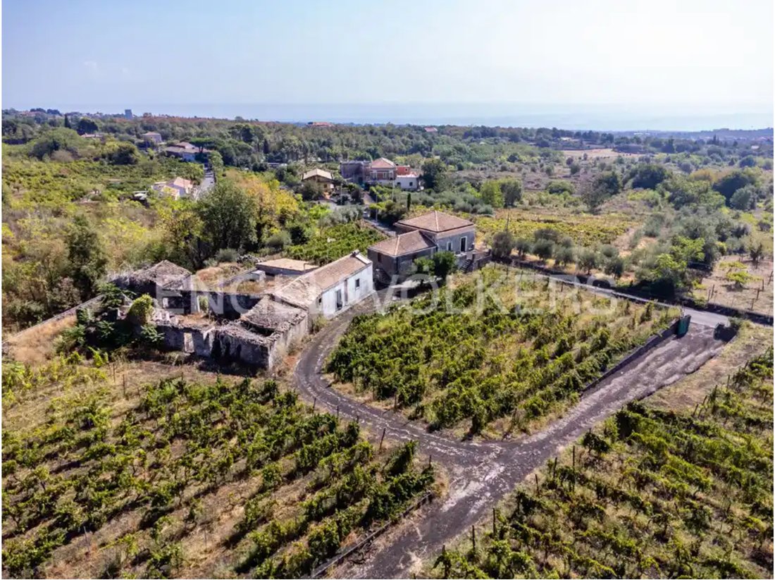 House in Zafferana Etnea, Sicily, Italy 3 - 14865773