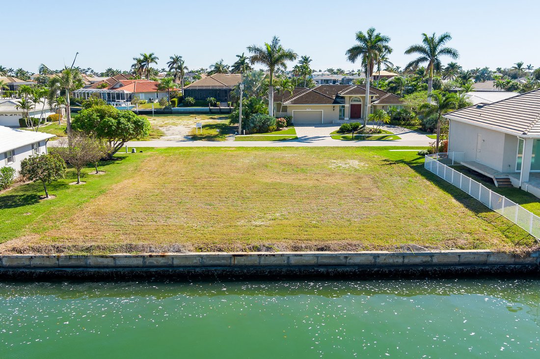 Land in Marco Island, Florida, United States 4 - 14866124