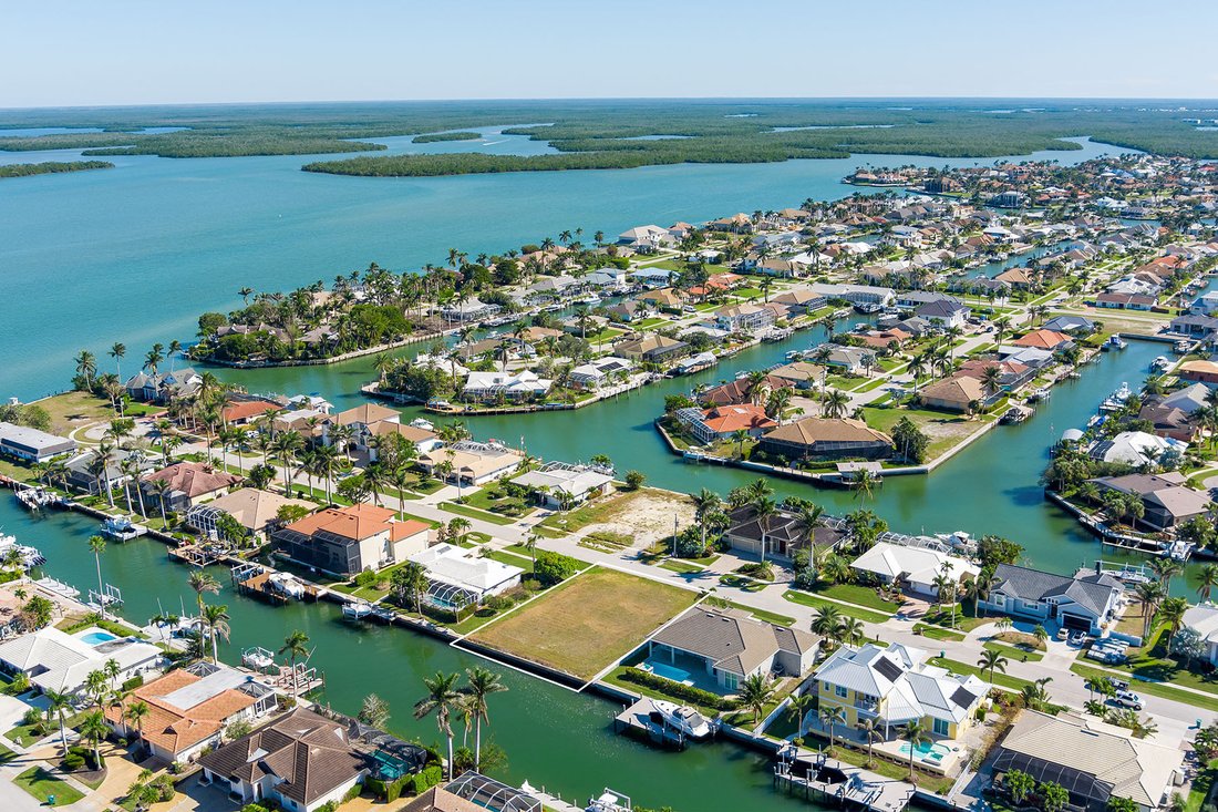 Land in Marco Island, Florida, United States 2 - 14866124