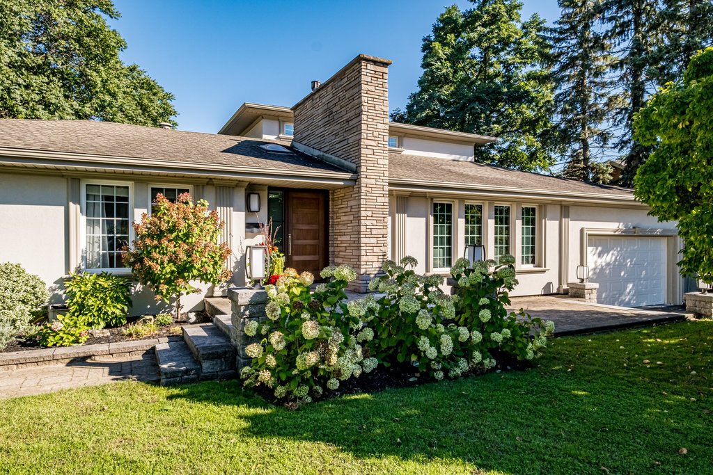 House in Burlington, Ontario, Canada 1 - 14867996