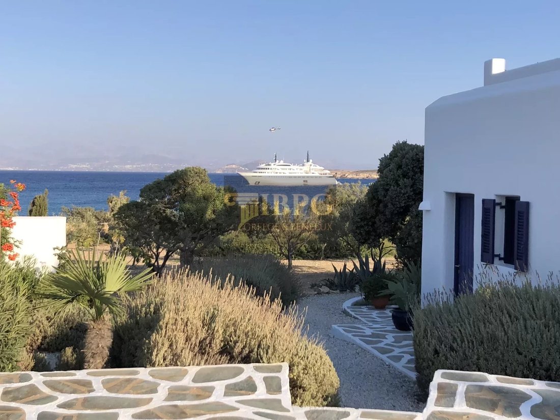 Villa in Paros, Aegean, Greece 2 - 13490527