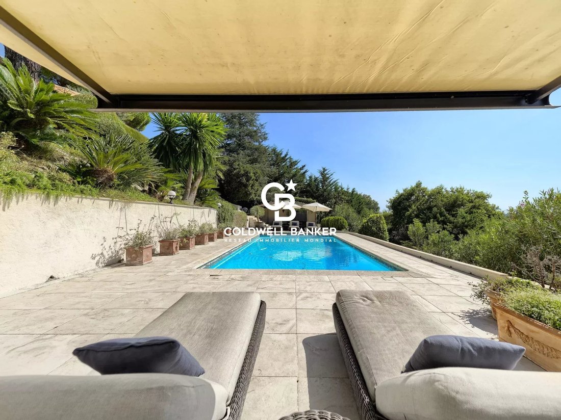 Villa in Saint-Paul-de-Vence, Provence-Alpes-Côte d'Azur, France 2 - 14707022