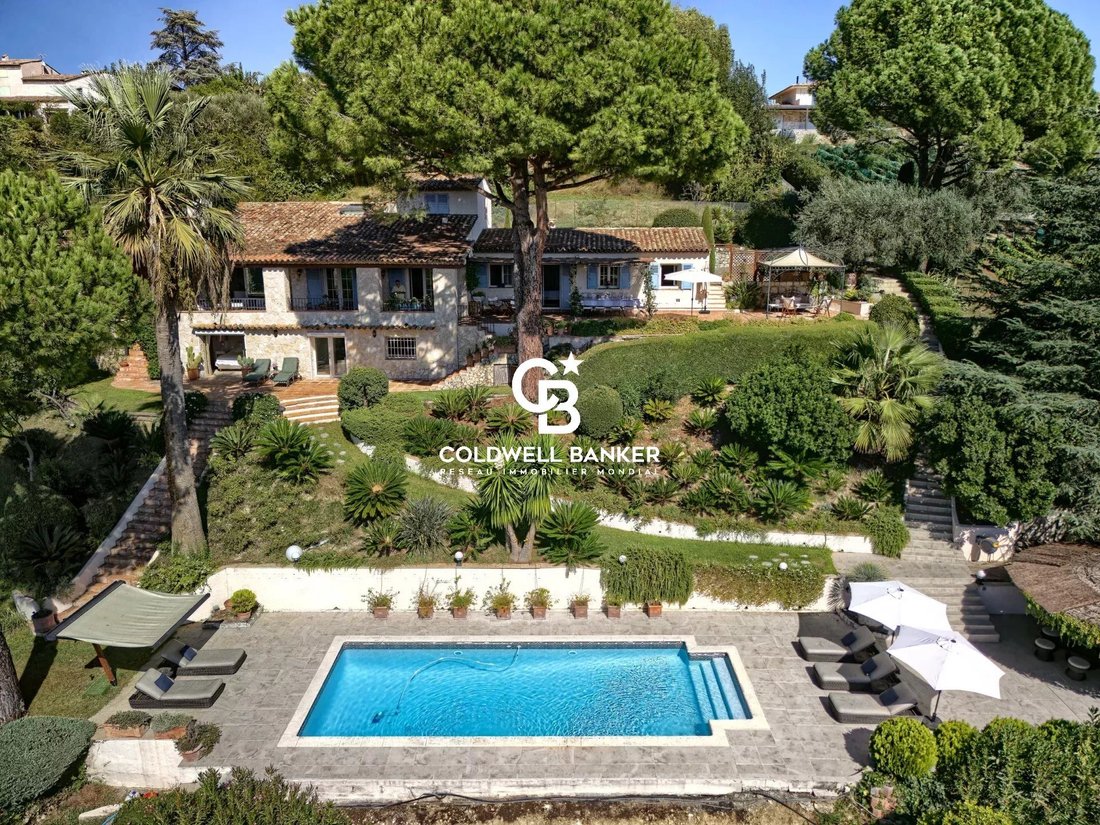 Villa in Saint-Paul-de-Vence, Provence-Alpes-Côte d'Azur, France 1 - 14707022