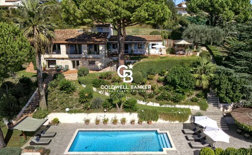 Villa in Saint-Paul-de-Vence, Provence-Alpes-Côte d'Azur, France 1