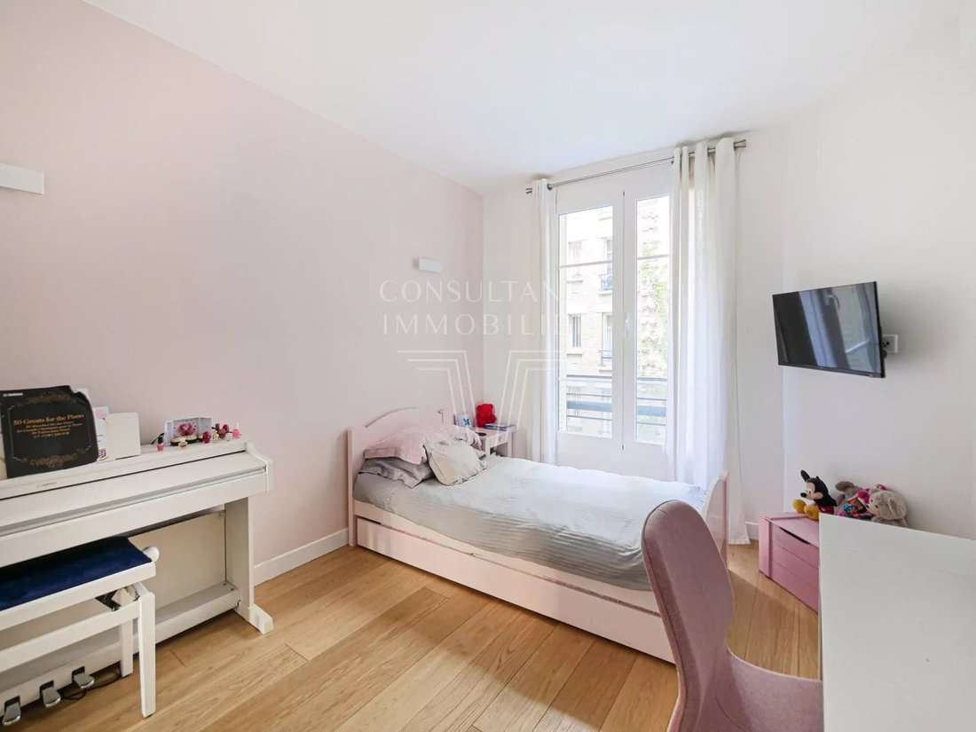 Apartment in Auteuil Sud, Paris 16e Arrondissement, Paris 5 - 14840465