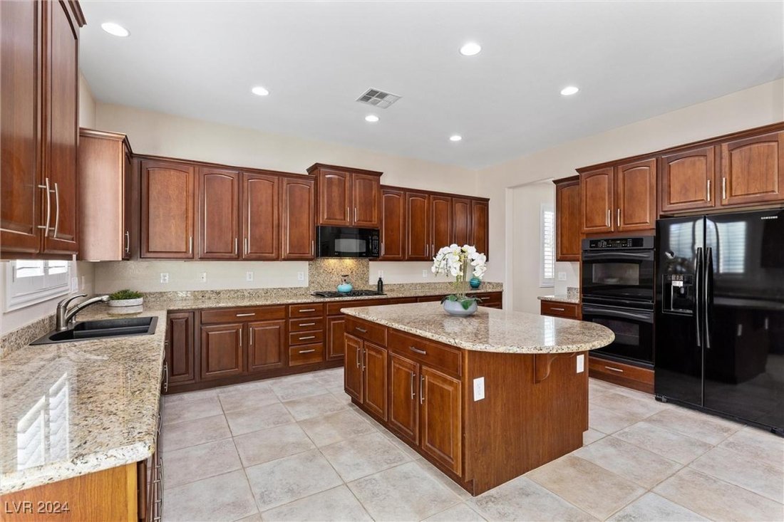 House in Las Vegas, Nevada, United States 3 - 14860481