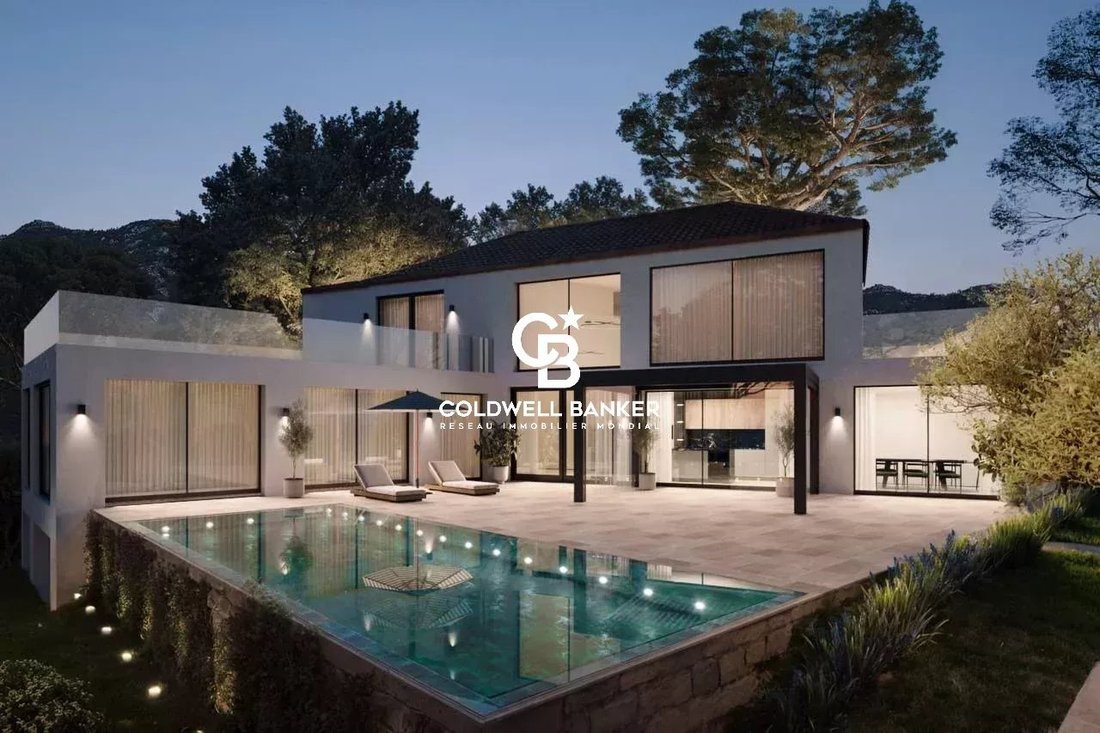 Villa in Nord, Roquefort-les-Pins, France 1 - 14818952